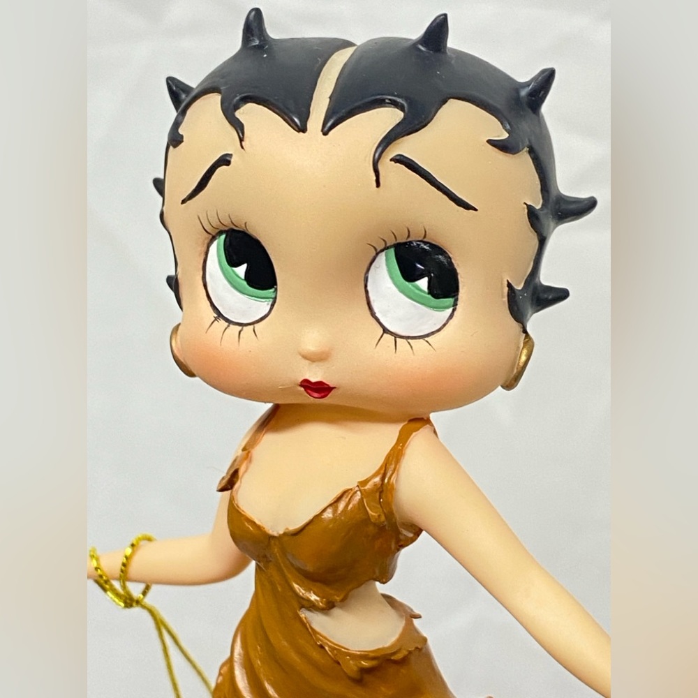 Vintage Betty Boop as Cave Woman Figure